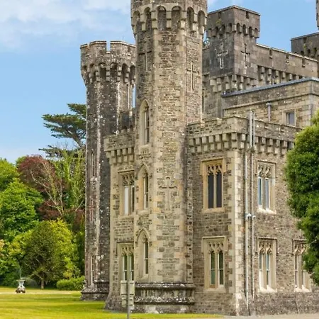 アパート Cara Self Catering Tiny