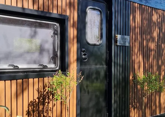 Cara Self Catering Tiny شقة *
